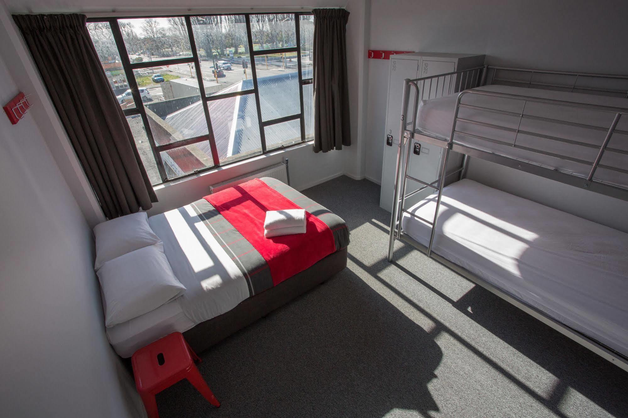 Urbanz Hostel Christchurch Ngoại thất bức ảnh